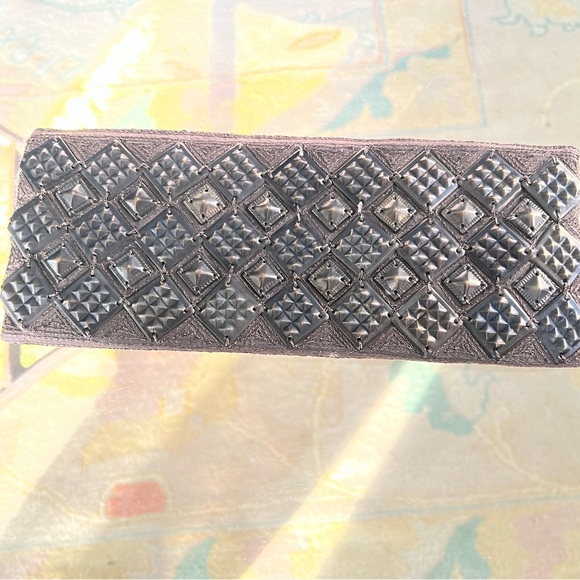 Beautiful beaded clutch brand new condition - Picture 4 of 4